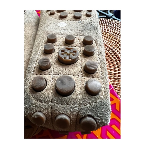 Used Tory Burch Loafers Daria Driver - Split Suede Walnut size 6.5 - Picture 5 of 8